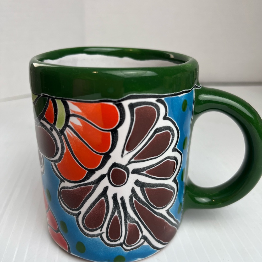 Talavera Mexican pottery cup green hand painted EUC - like new!